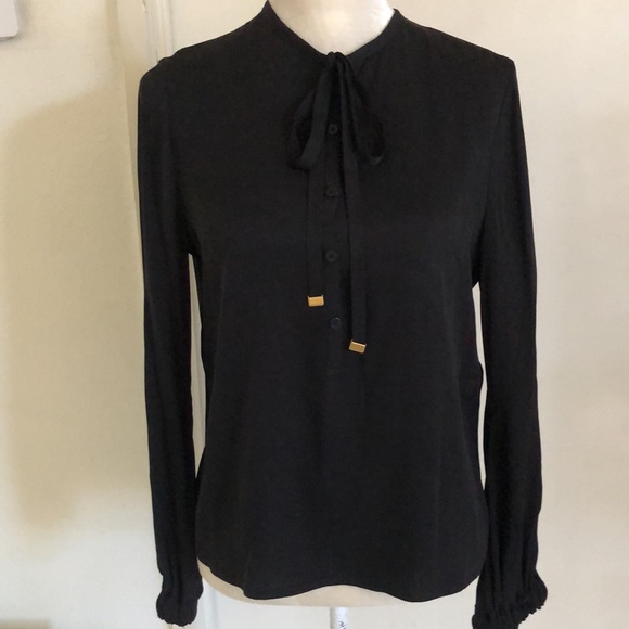 Excellent Condition Diane Von Furstenberg Black Silk Blouse - Picture 2 of 11